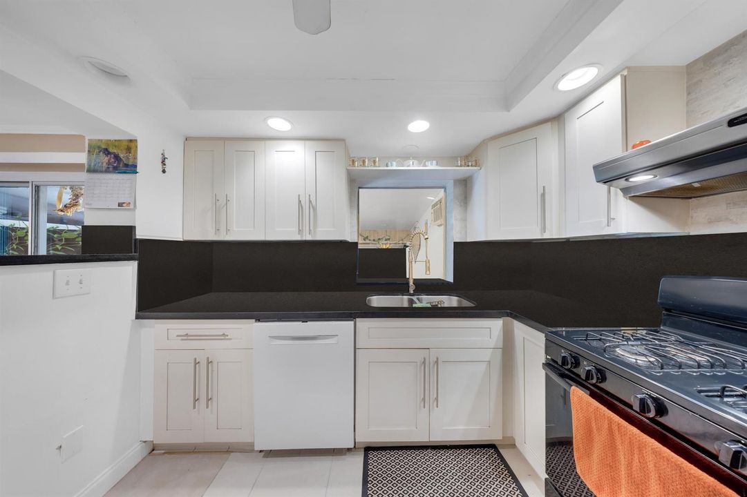 2326 Harding St-Hollywood, Rotem-5