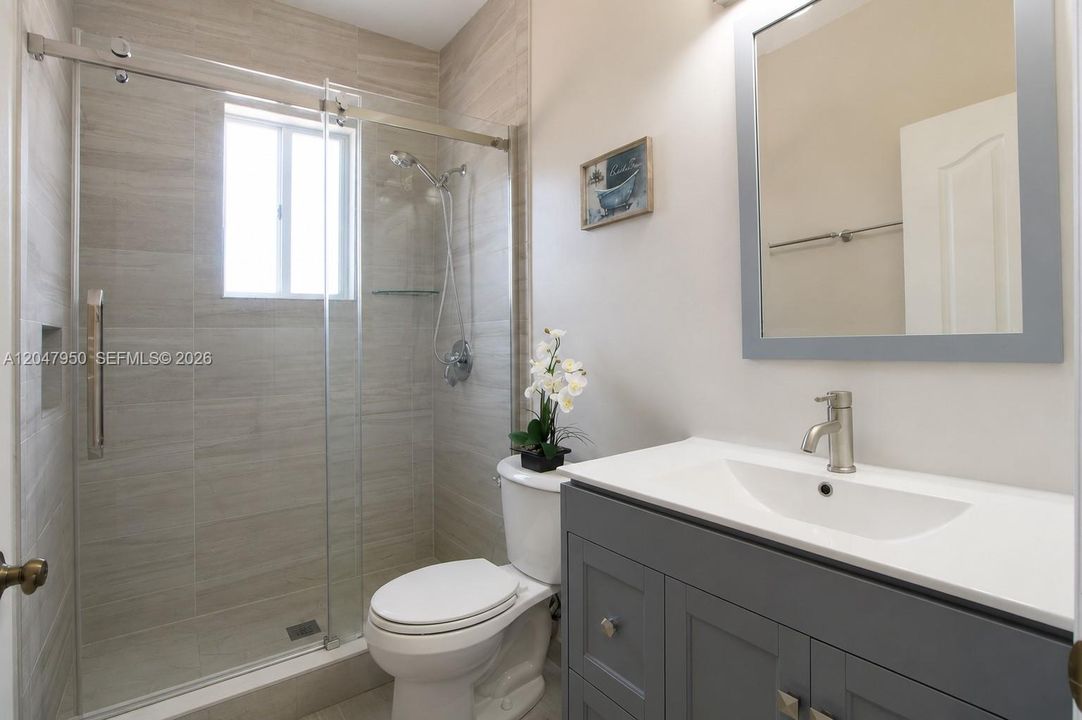 For Sale: $650,000 (5 beds, 3 baths, 2753 Square Feet)