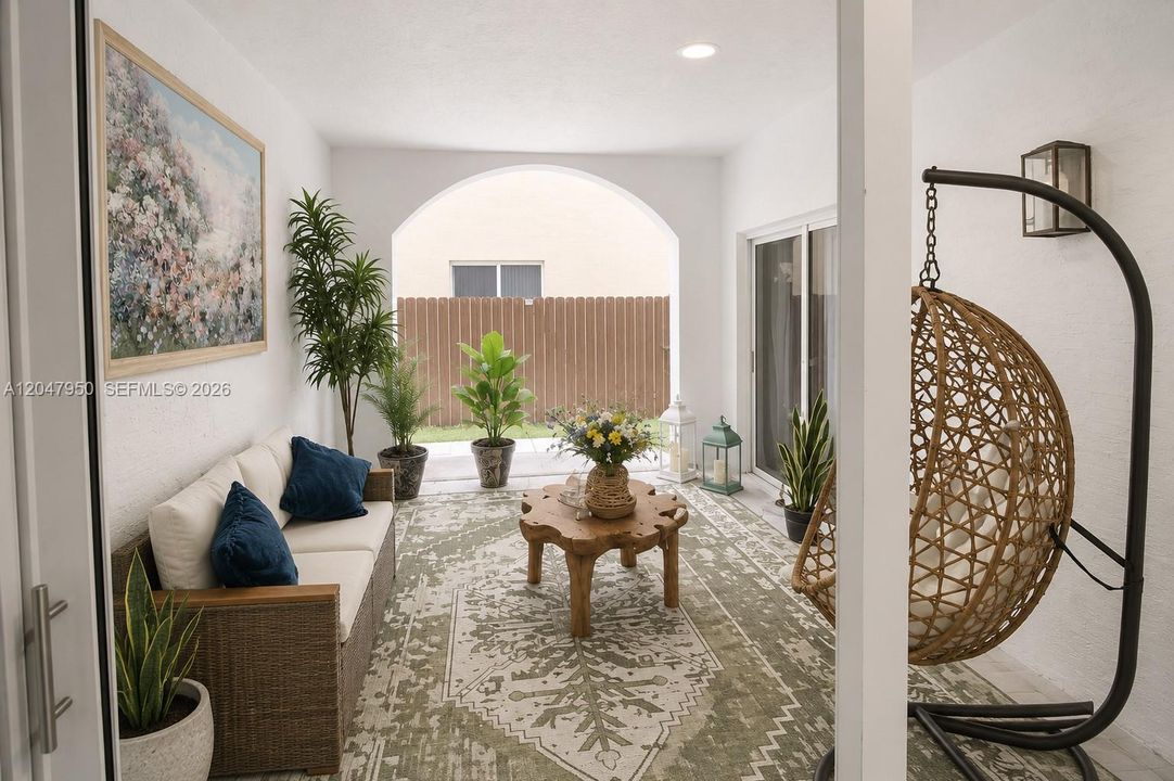 For Sale: $650,000 (5 beds, 3 baths, 2753 Square Feet)