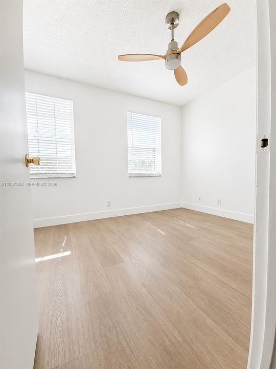 For Rent: $2,700 (2 beds, 1 baths, 1110 Square Feet)