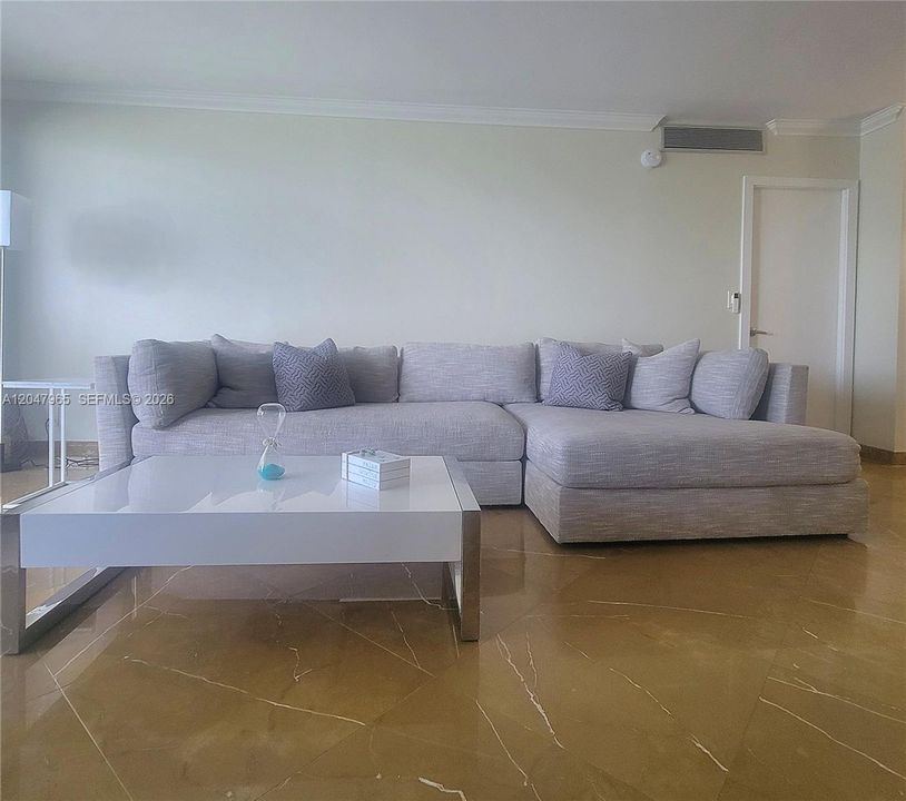 На продажу: $540,000 (2 спален, 2 ванн, 1248 Квадратных фут)