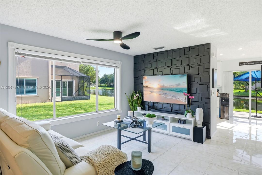 En Venta: $495,000 (3 camas, 2 baños, 1273 Pies cuadrados)