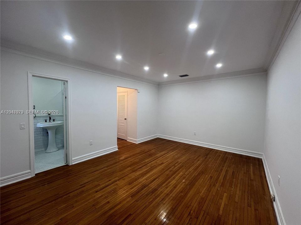 En Renta: $7,200 (3 camas, 2 baños, 1667 Pies cuadrados)