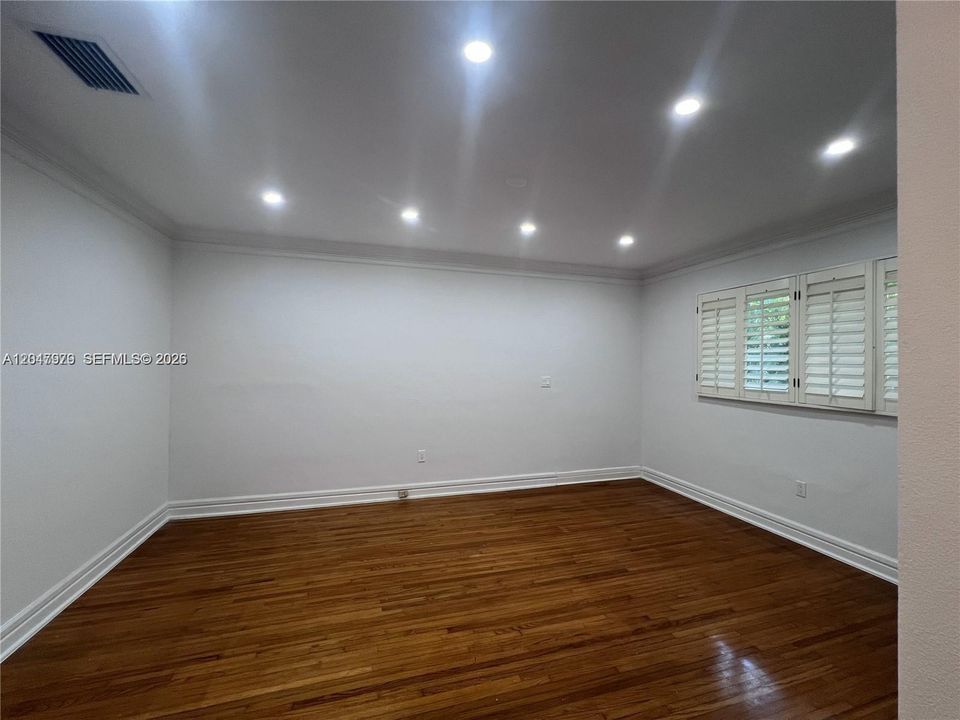 En Renta: $7,200 (3 camas, 2 baños, 1667 Pies cuadrados)