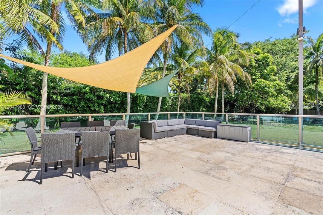Active With Contract: $12,500 (4 beds, 4 baths, 3970 Square Feet)