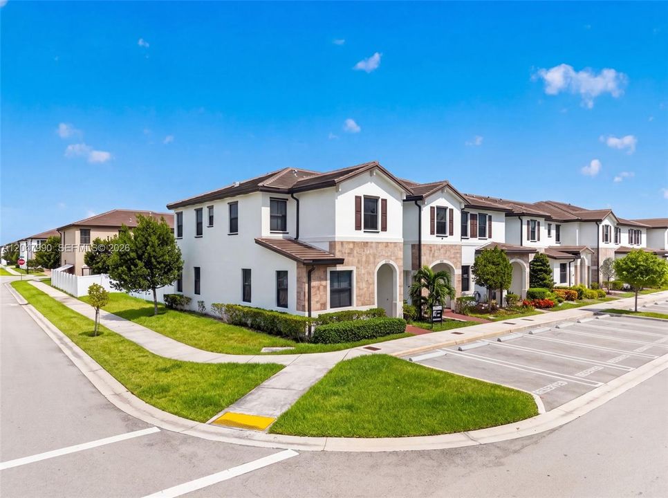 For Sale: $540,000 (3 beds, 2 baths, 1540 Square Feet)
