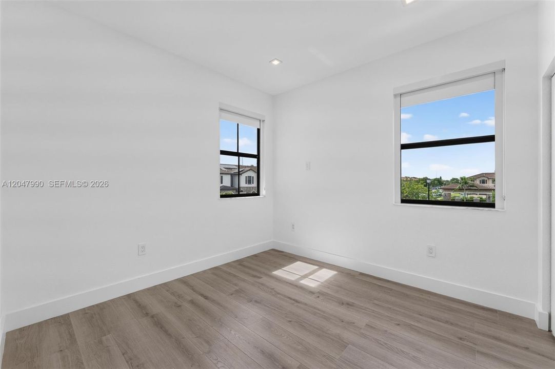 For Sale: $540,000 (3 beds, 2 baths, 1540 Square Feet)