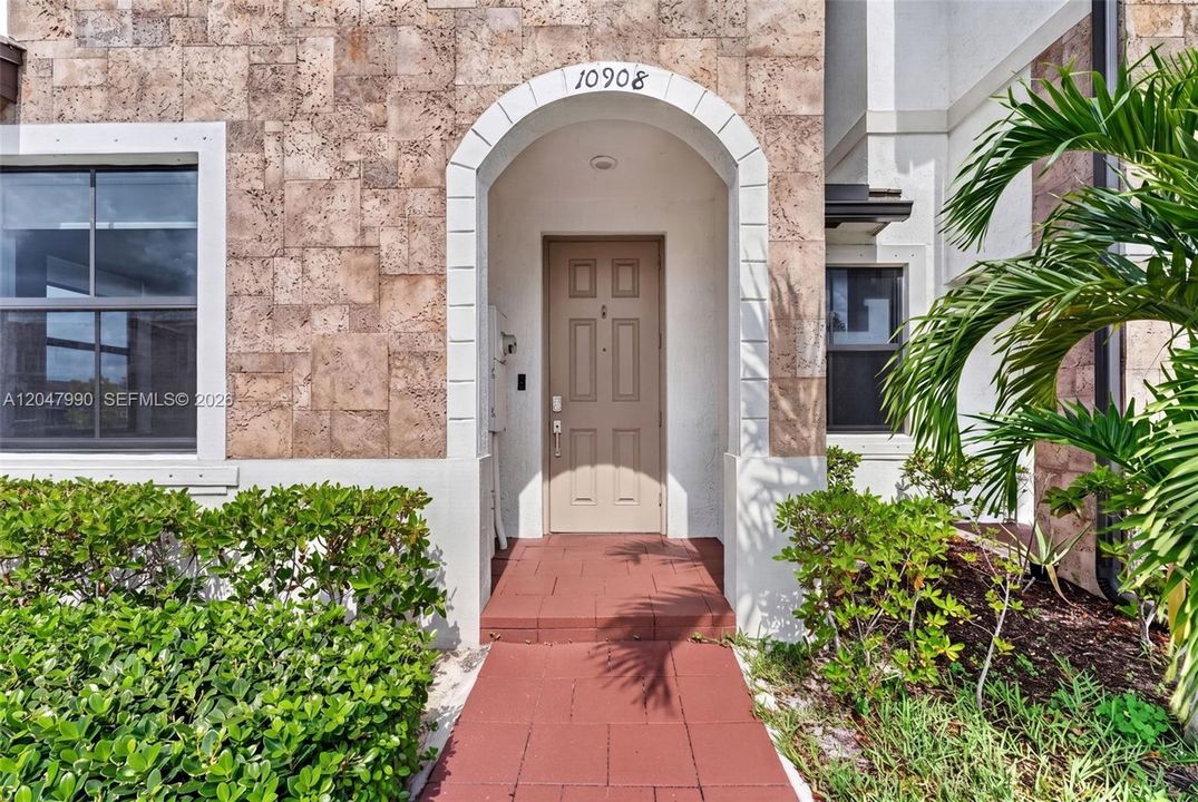For Sale: $540,000 (3 beds, 2 baths, 1540 Square Feet)