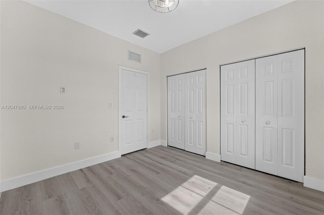 For Sale: $540,000 (3 beds, 2 baths, 1540 Square Feet)