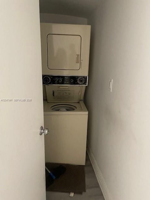 На продажу: $467,000 (4 спален, 3 ванн, 1593 Квадратных фут)