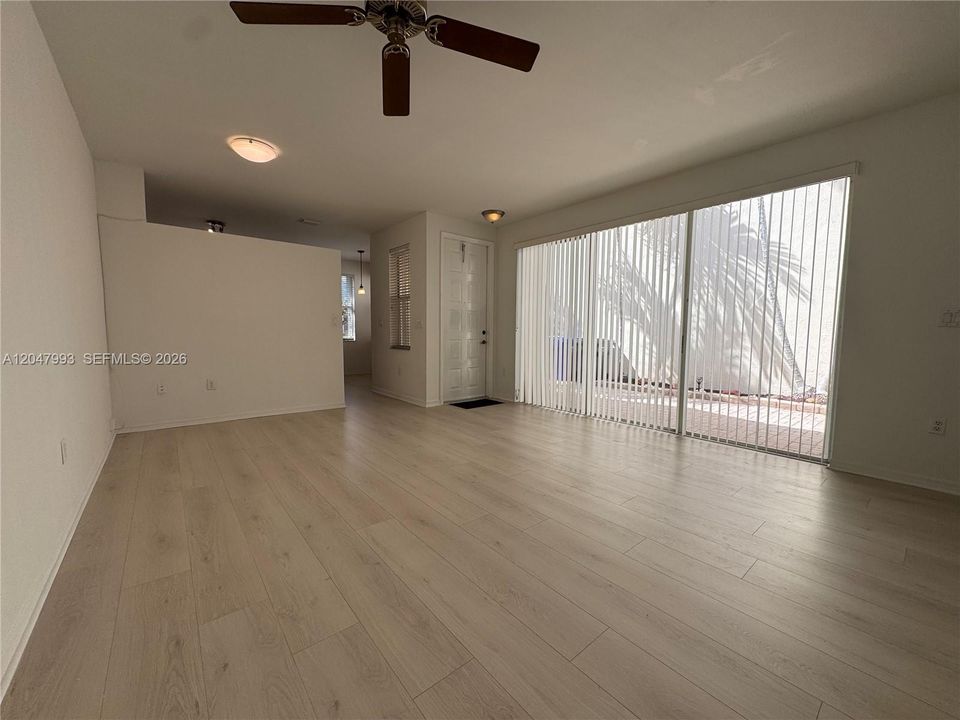 For Rent: $3,550 (2 beds, 2 baths, 1404 Square Feet)