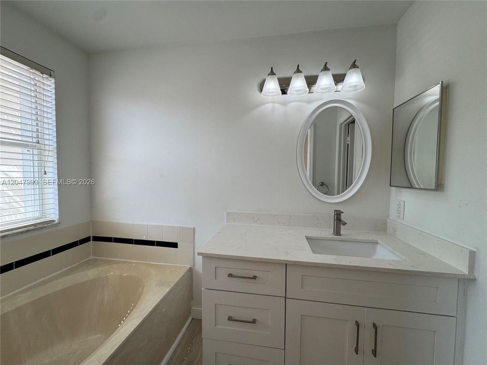 For Rent: $3,550 (2 beds, 2 baths, 1404 Square Feet)
