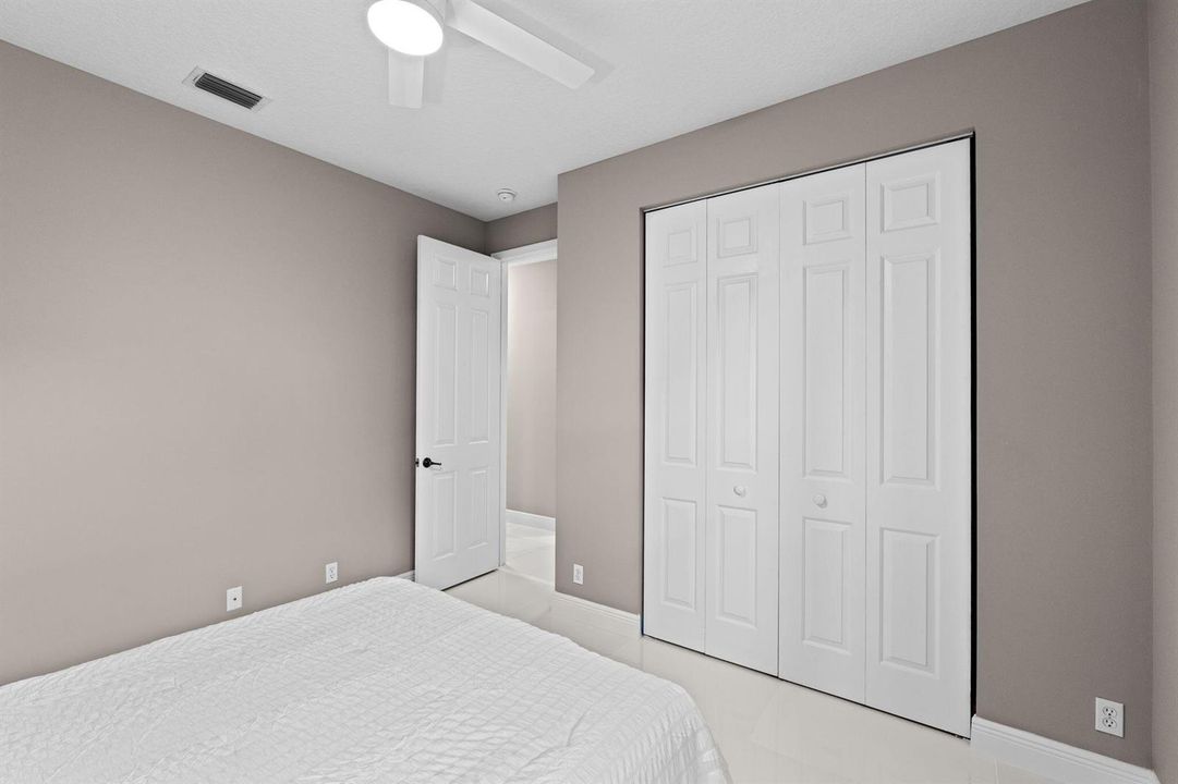 40-web-or-mls-A7409979
