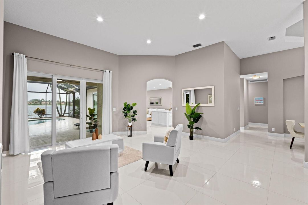 12-web-or-mls-A7409961