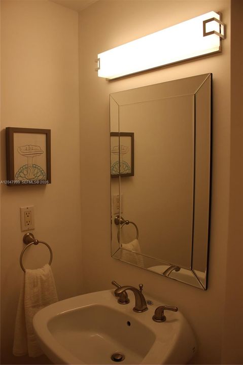En Renta: $3,800 (2 camas, 2 baños, 1835 Pies cuadrados)