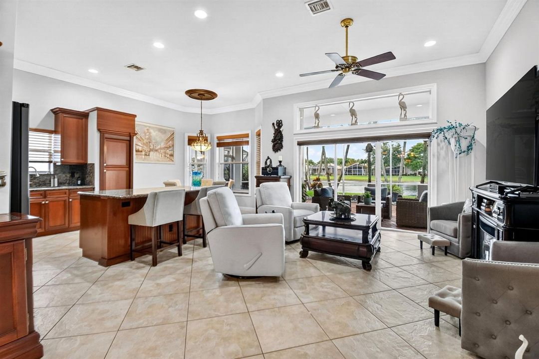 Kitchen/Sitting Room