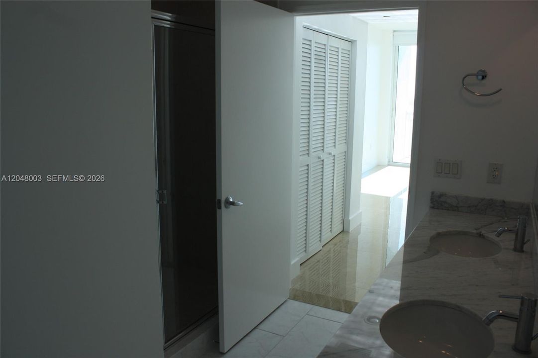 Active With Contract: $5,100 (2 beds, 2 baths, 1113 Square Feet)