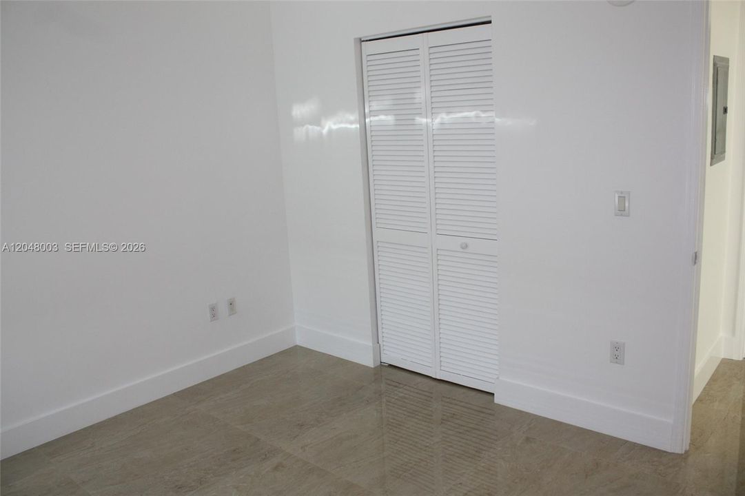 Active With Contract: $5,100 (2 beds, 2 baths, 1113 Square Feet)