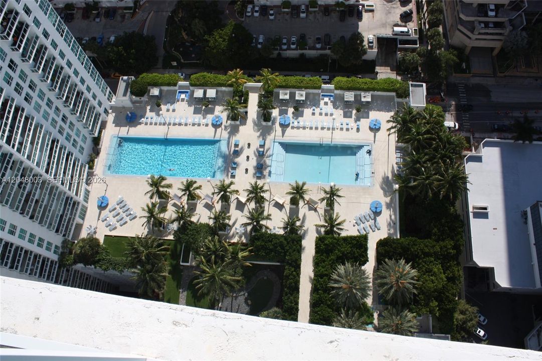 Active With Contract: $5,100 (2 beds, 2 baths, 1113 Square Feet)