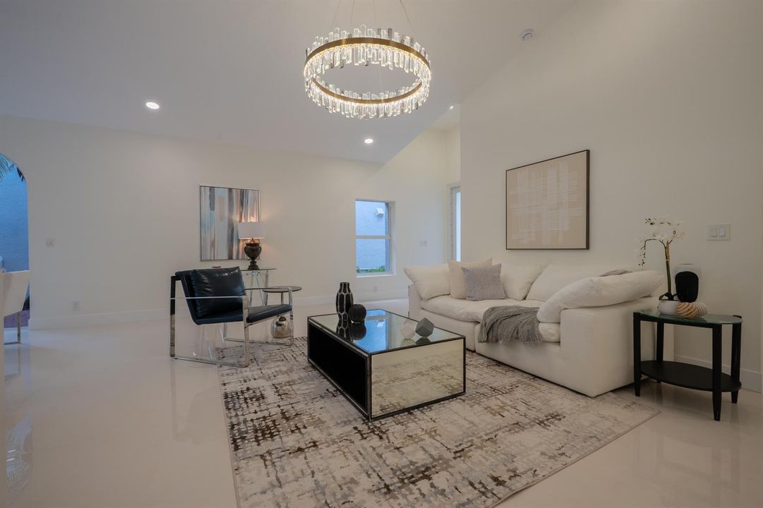17277 Hampton Blvd_13