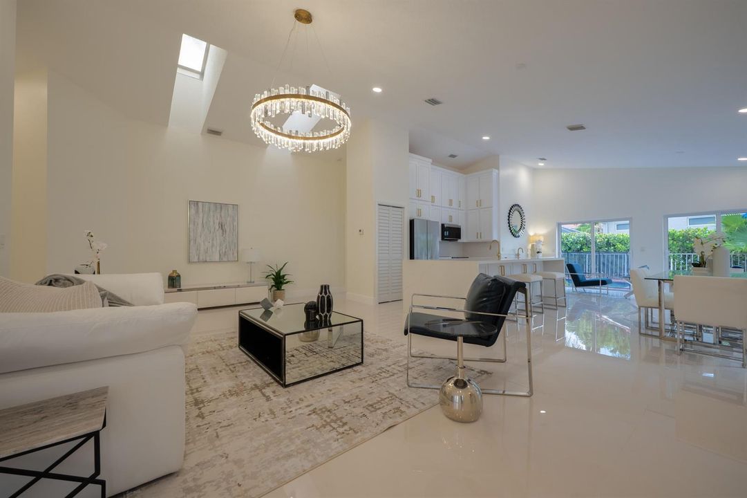 17277 Hampton Blvd_12