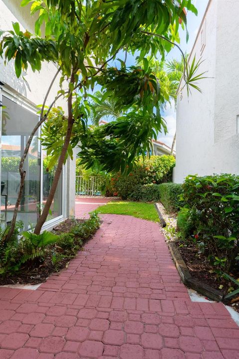 17277 Hampton Blvd_45