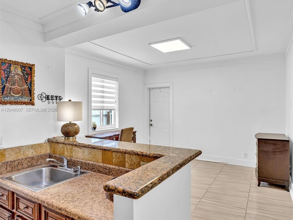 For Sale: $880,000 (3 beds, 2 baths, 1937 Square Feet)