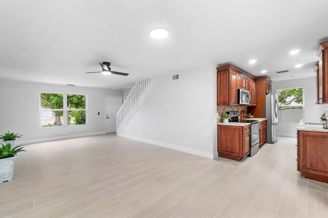 010-5119OakHillRoad-DelrayBeach-FL-33484