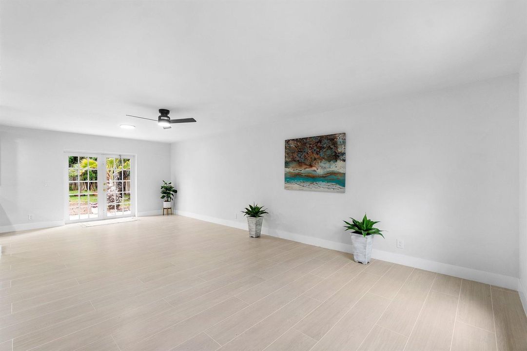 006-5119OakHillRoad-DelrayBeach-FL-33484