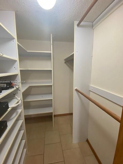 For Sale: $360,000 (2 beds, 2 baths, 1251 Square Feet)