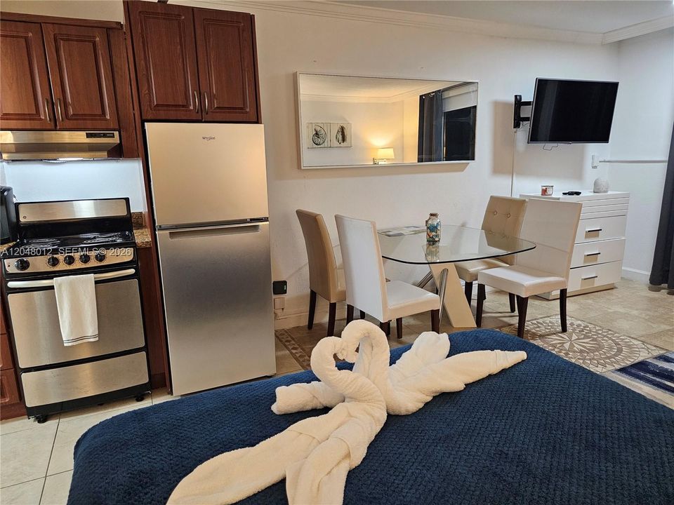 For Sale: $159,000 (0 beds, 1 baths, 360 Square Feet)