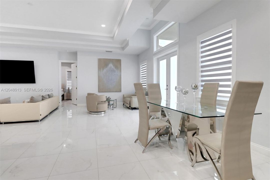 For Sale: $606,500 (3 beds, 2 baths, 1800 Square Feet)