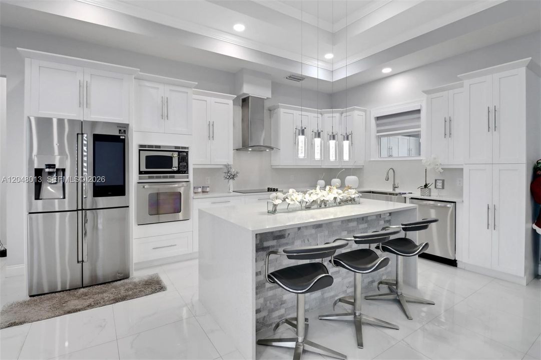 For Sale: $606,500 (3 beds, 2 baths, 1800 Square Feet)