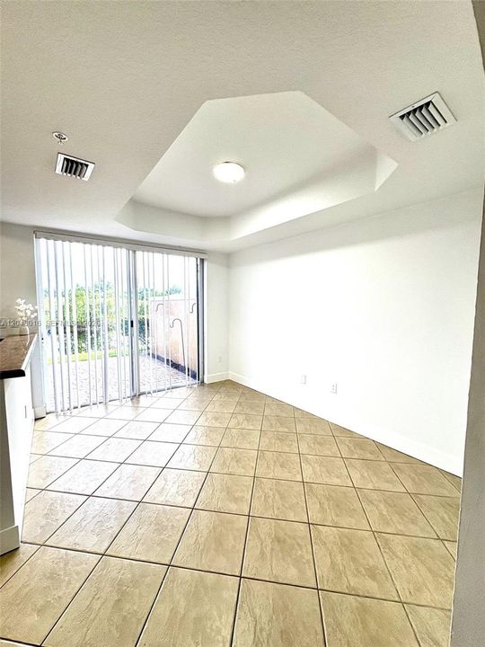 For Rent: $3,100 (3 beds, 2 baths, 1613 Square Feet)