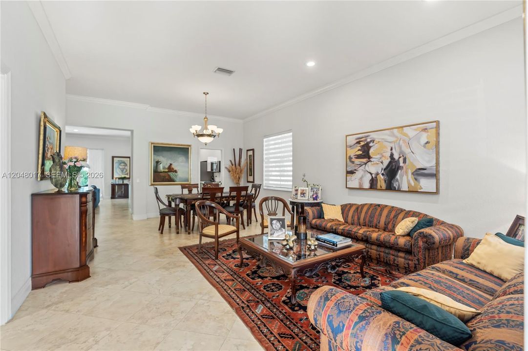 For Rent: $5,450 (4 beds, 2 baths, 2115 Square Feet)