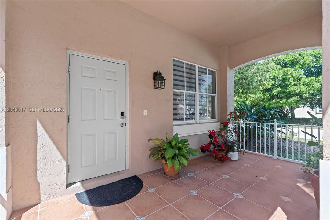 For Rent: $5,450 (4 beds, 2 baths, 2115 Square Feet)