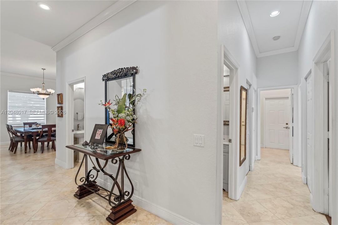 For Rent: $5,450 (4 beds, 2 baths, 2115 Square Feet)