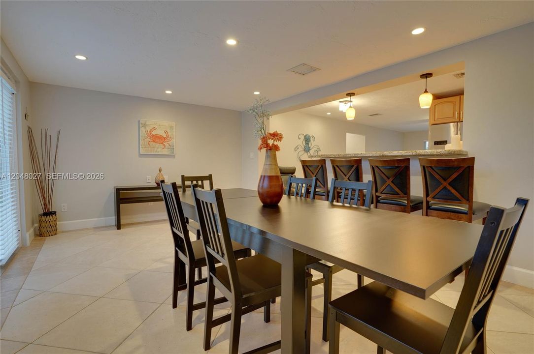 For Rent: $4,940 (3 beds, 2 baths, 1750 Square Feet)
