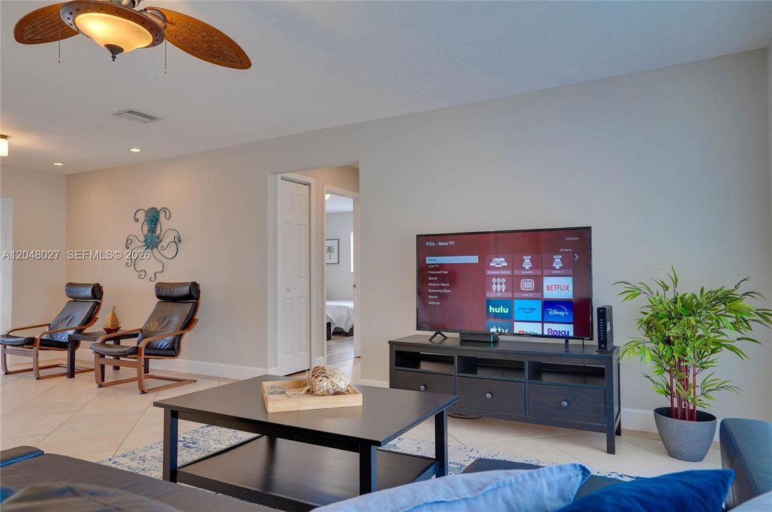 For Rent: $4,940 (3 beds, 2 baths, 1750 Square Feet)