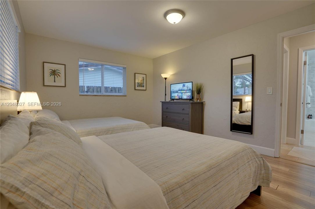 For Rent: $4,940 (3 beds, 2 baths, 1750 Square Feet)