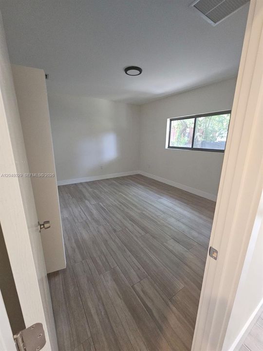 В аренду: $3,500 (3 спален, 2 ванн, 2830 Квадратных фут)