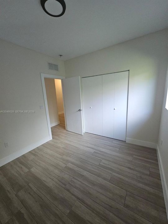 В аренду: $3,500 (3 спален, 2 ванн, 2830 Квадратных фут)