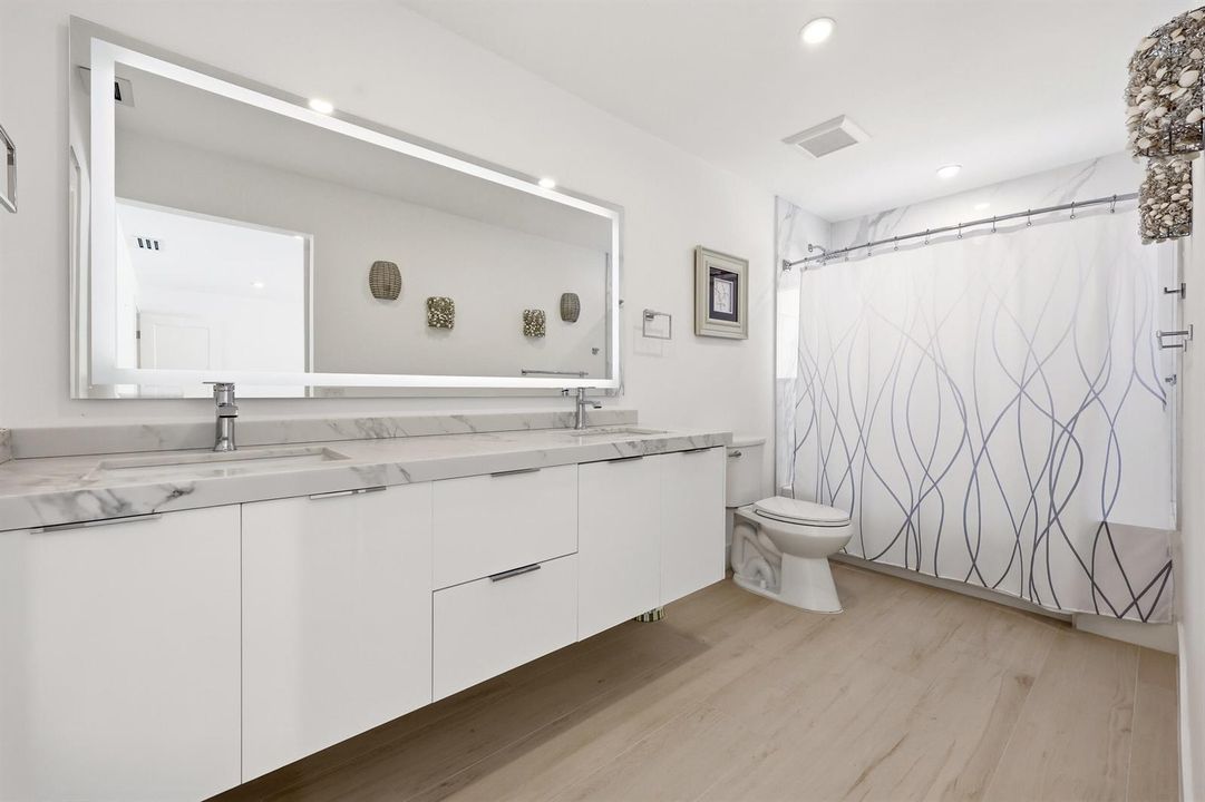 Guest Ensuite Bathroom
