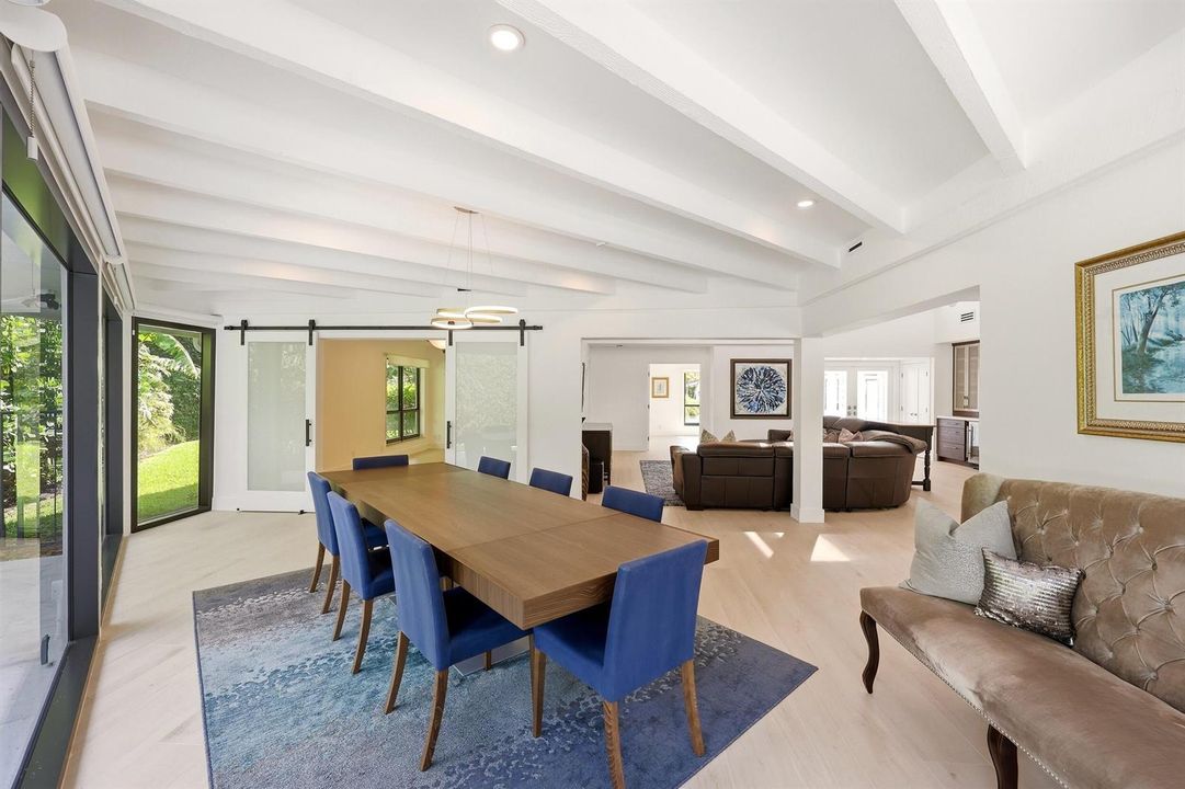 A Truly Exquisite Dining Room