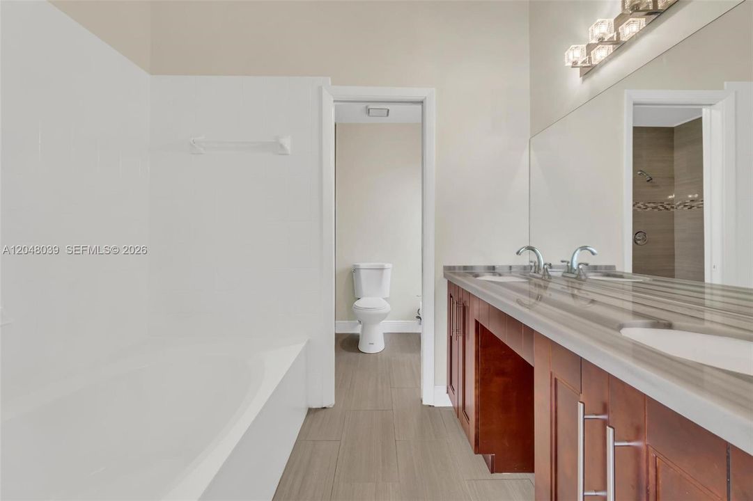 For Sale: $620,000 (3 beds, 2 baths, 1392 Square Feet)