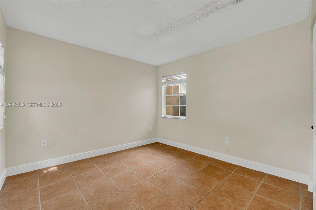 For Sale: $620,000 (3 beds, 2 baths, 1392 Square Feet)