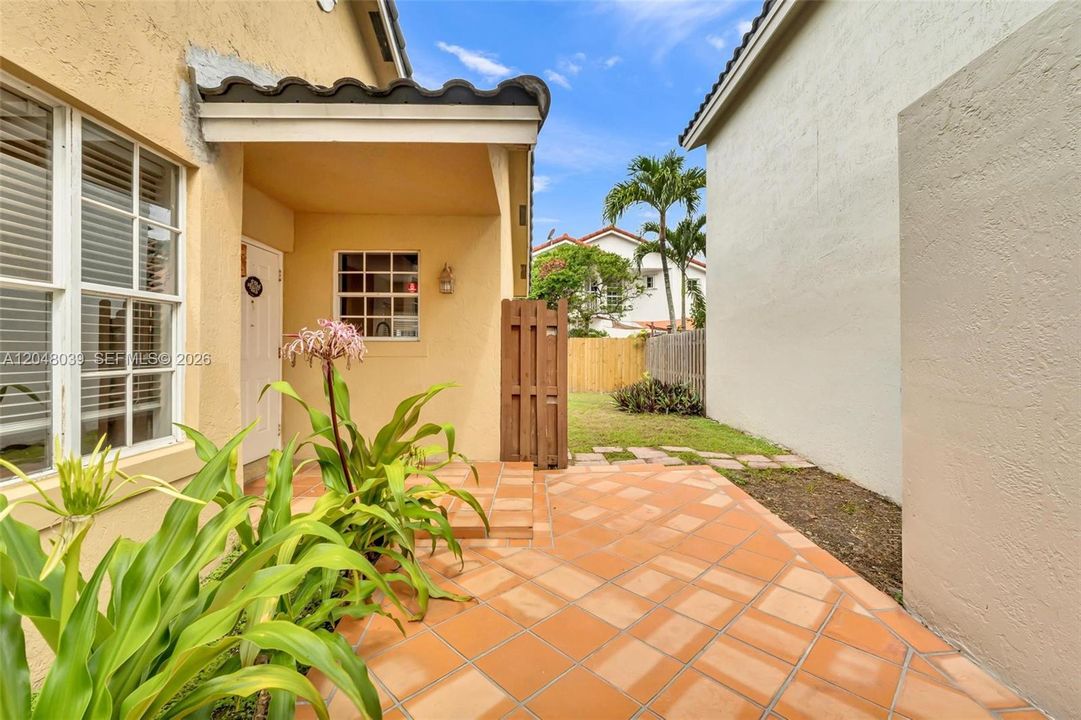 For Sale: $620,000 (3 beds, 2 baths, 1392 Square Feet)