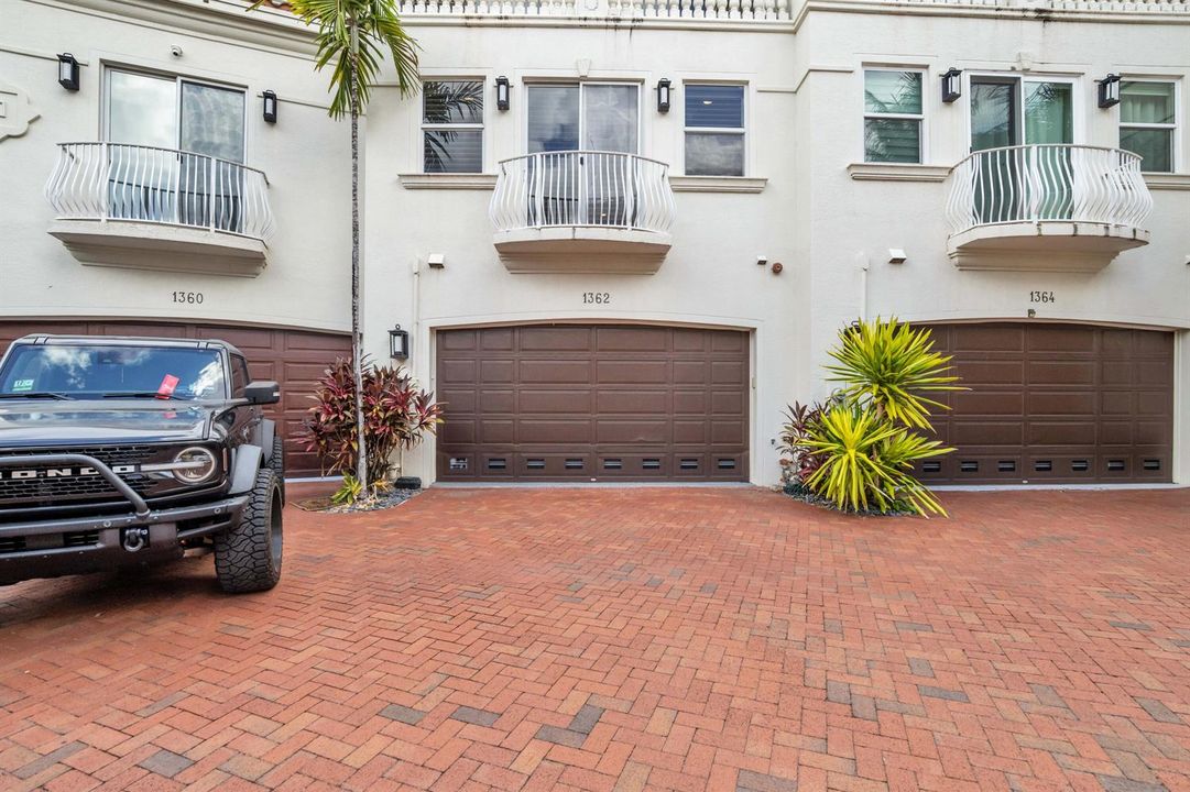 1362 Bayview Dr-4
