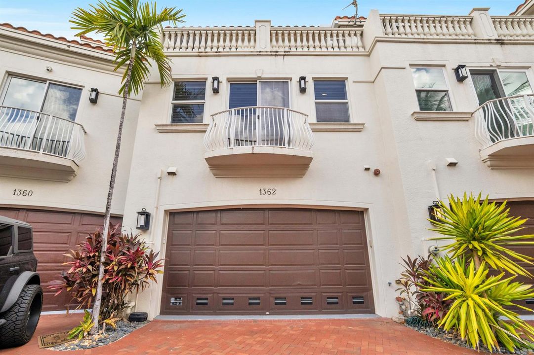1362 Bayview Dr-1
