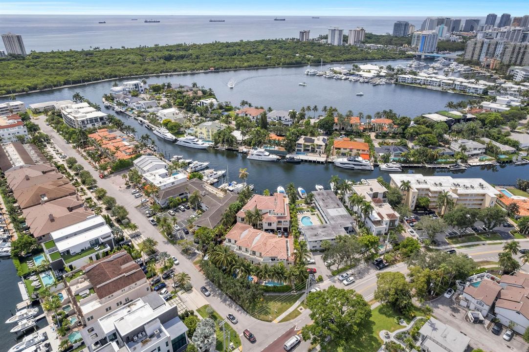 1362 Bayview Dr-15
